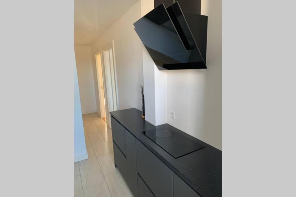 300 M To Metro: 5 Min Airport/12 Min Copenhagen C Apartment Exterior photo